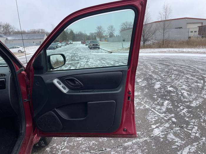 2007 ford escape with 191930 miles for sale near elk-river, minnesota ff868bba55c24e7ebfb33452e7710567.jpg