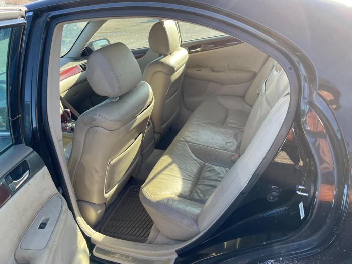 2002 lexus es 300 with 273619 miles for sale near elk-river, minnesota ff9dc059c6d84ffa9adfdc86cdce8f5b.jpg