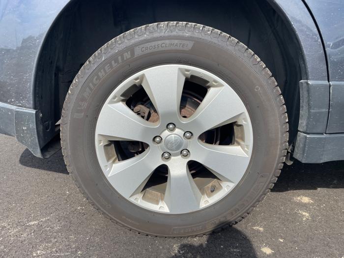 2011 subaru outback 2.5i-premium with 155626 miles for sale near rochester, minnesota ffa63050870e430e946b4f2623c379bd.jpeg