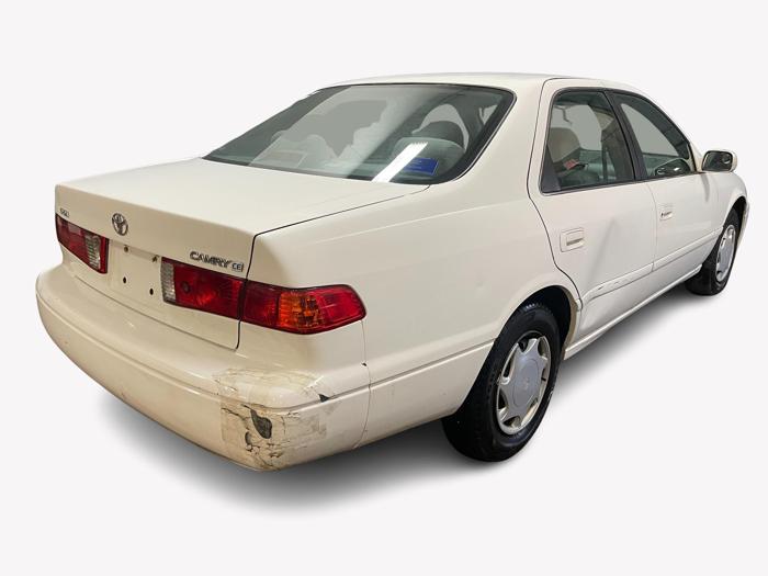 2000 Toyota Camry