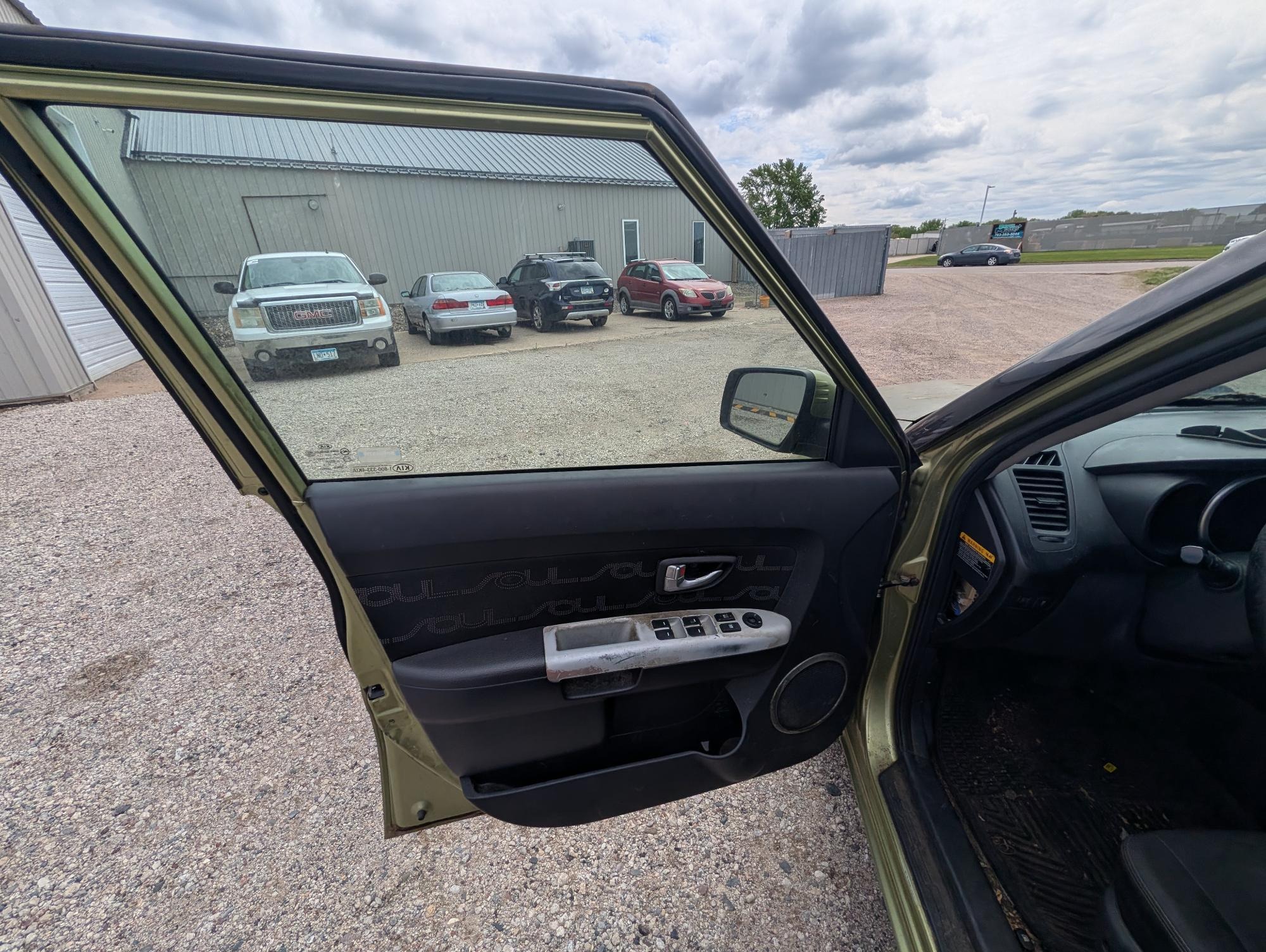 2012 kia soul ! with 279020 miles for sale near elk-river, minnesota ffd776f5030f47df8109fac5efe34c52.jpg