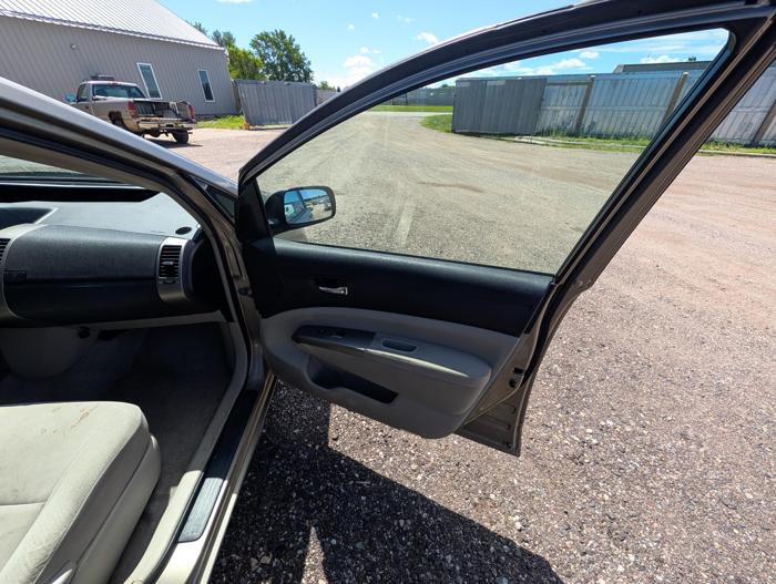 2006 toyota prius 4-door-liftback with 256025 miles for sale near elk-river, minnesota ffda1cf9dced4573992725d6dc21ae46.jpg