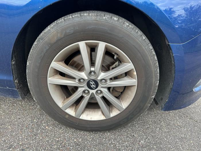 2016 hyundai sonata se with 120648 miles for sale near elk-river, minnesota fff04a22e41345eeb740c79dd2e9b1bf.jpg
