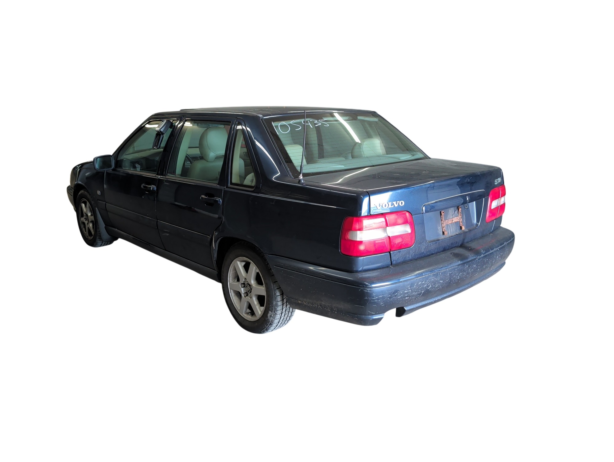 1999 volvo s70 base with 207747 miles for sale near elk-river, minnesota 105435_03_rear_driver_corner.jpg