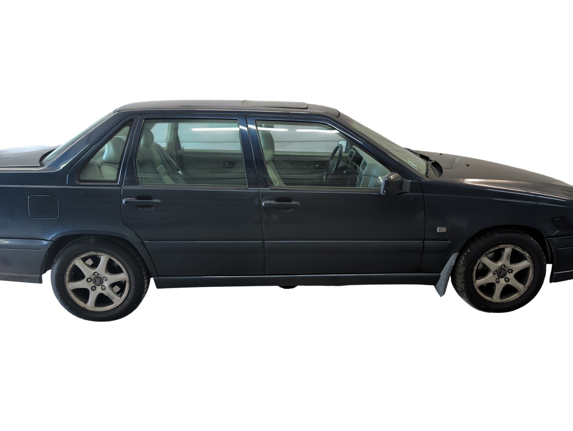 1999 volvo s70 base with 207747 miles for sale near elk-river, minnesota 105435_06_pass_side.jpg