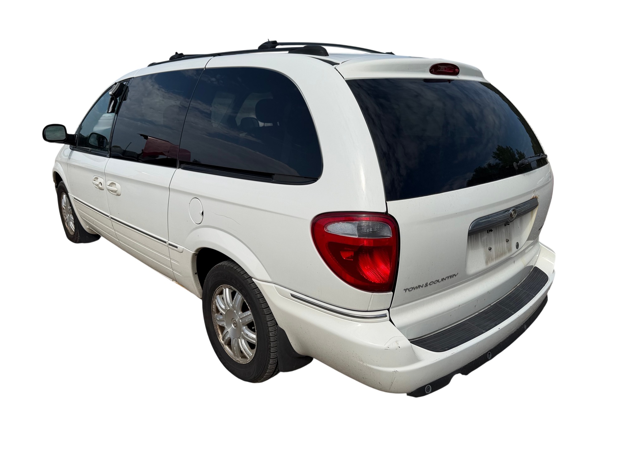 2005 chrysler town-and-country touring with 150988 miles for sale near elk-river, minnesota 106132_03_rear_driver_corner.jpg