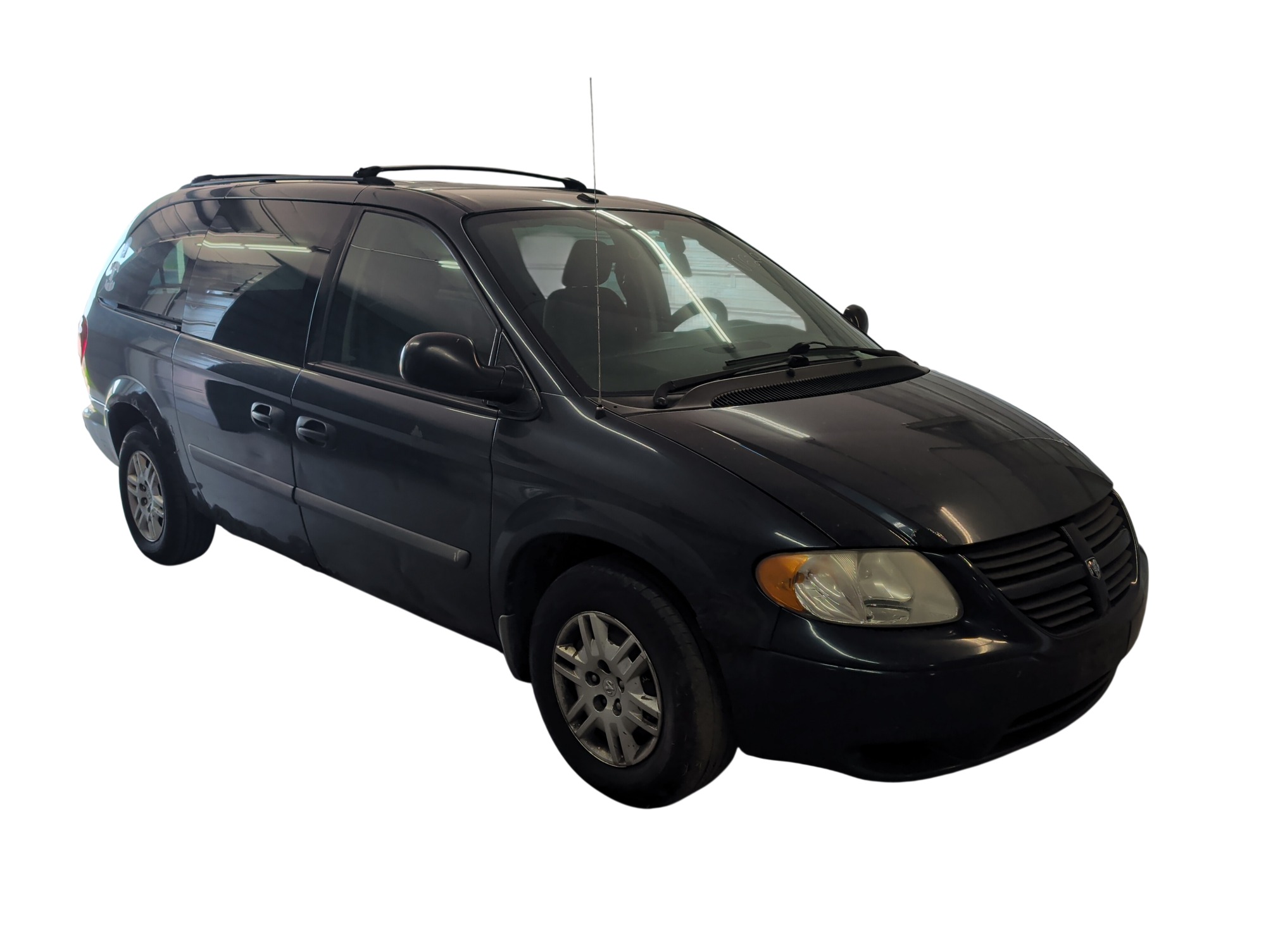 2007 dodge grand-caravan se with 257664 miles for sale near elk-river, minnesota 106297_07_pass_front_corner.jpg