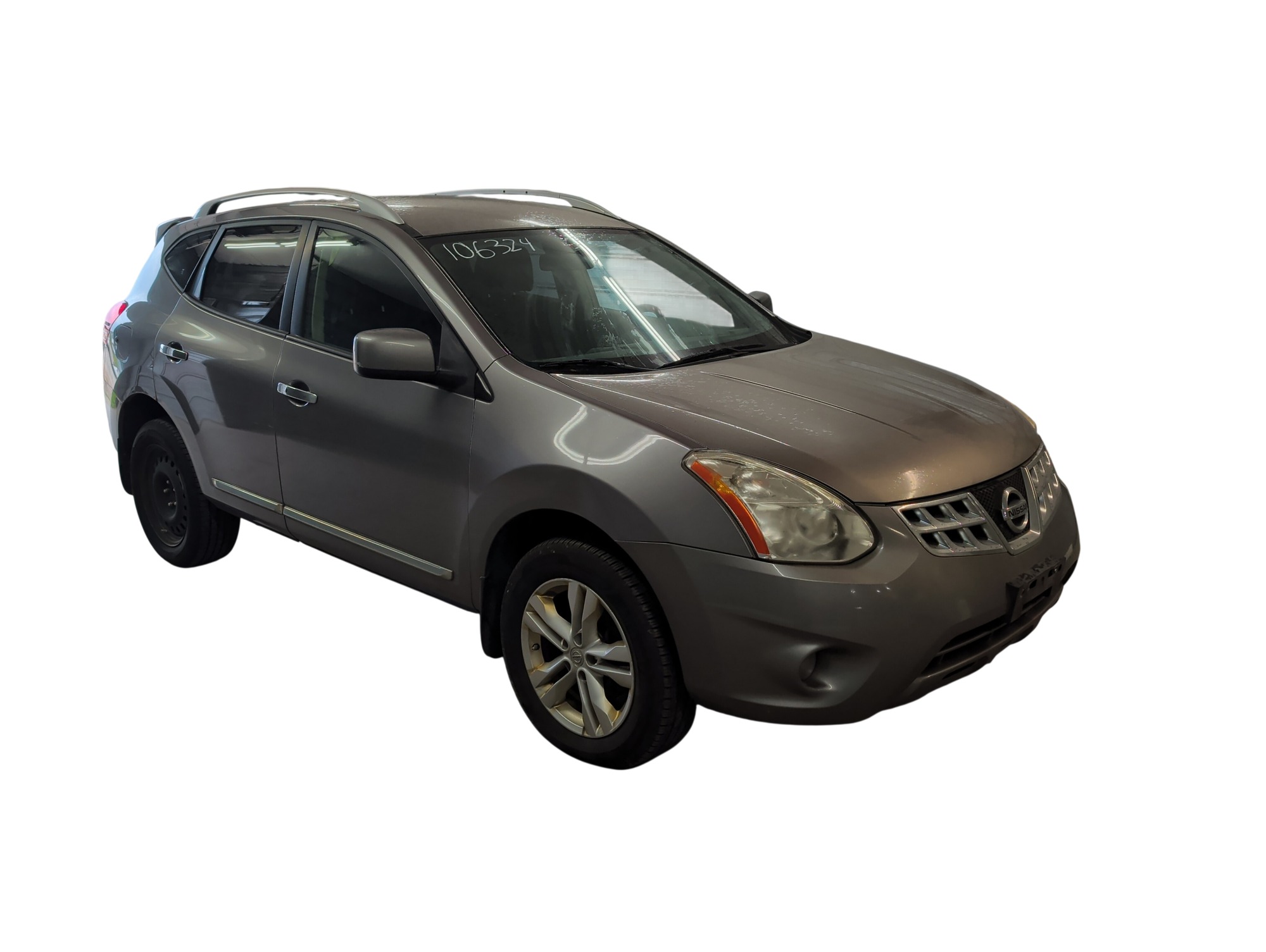 2013 nissan rogue s-2wd with 204423 miles for sale near elk-river, minnesota 106324_07_pass_front_corner.jpg