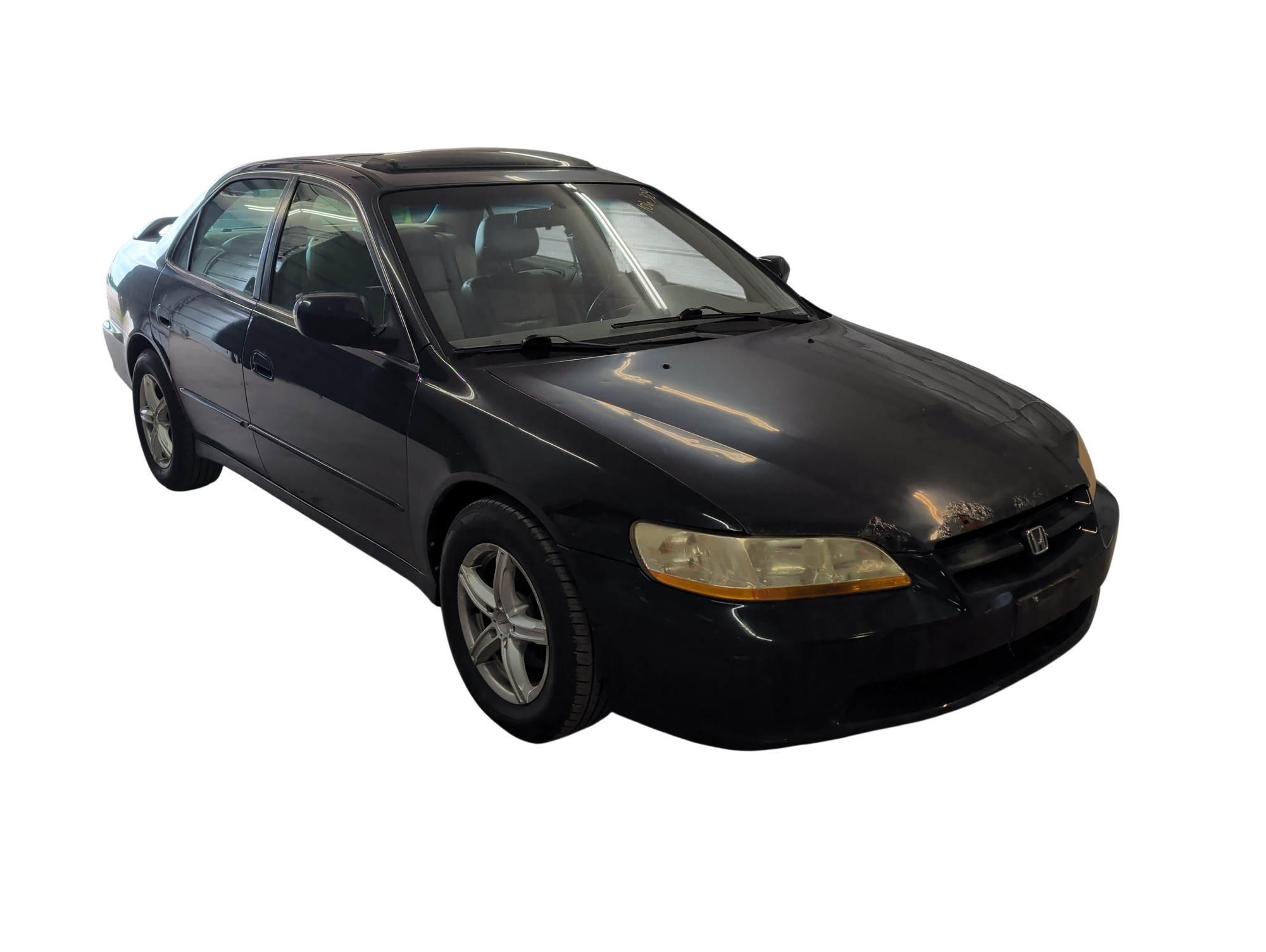 2000 honda accord with 196244 miles for sale near elk-river, minnesota 106329_07_pass_front_corner.jpg