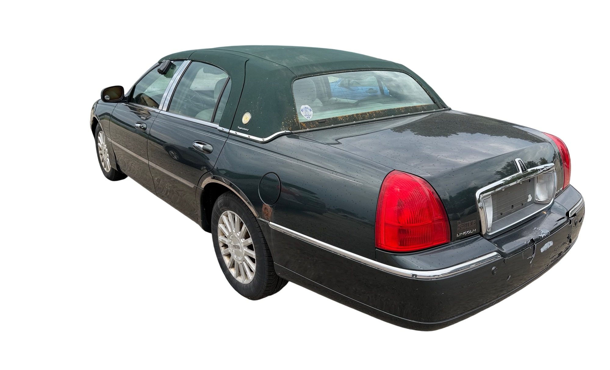 2003 lincoln town-car signature with 110292 miles for sale near elk-river, minnesota 106334_03_rear_driver_corner.jpg