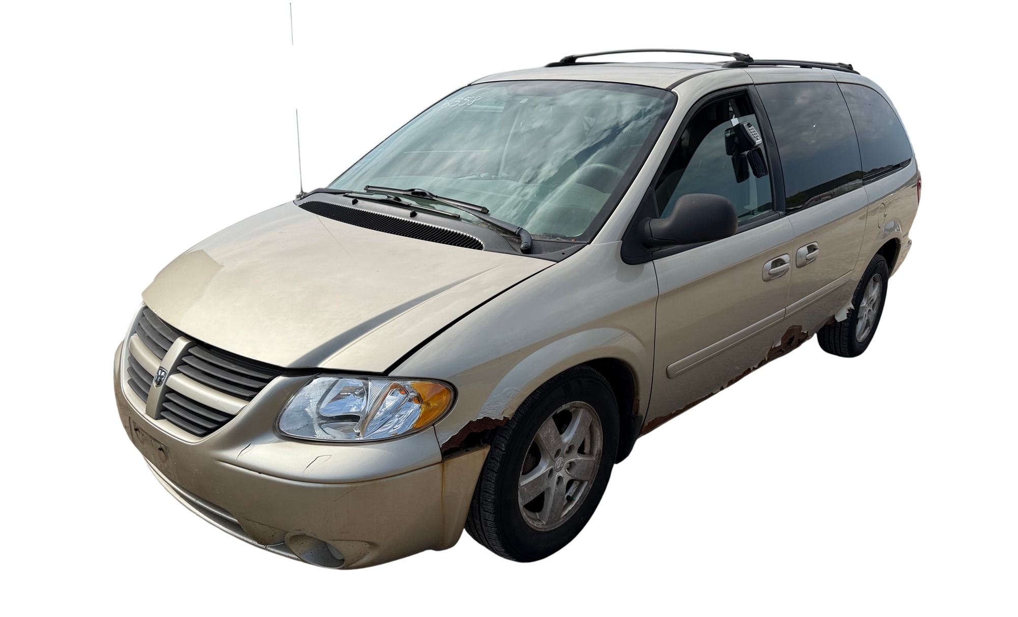 2007 dodge grand-caravan sxt with 141064 miles for sale near elk-river, minnesota 106358_01_driver_front_corner.jpg