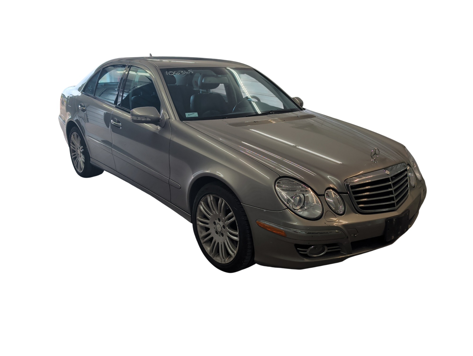 2008 mercedes-benz e-class e350-luxury with 81172 miles for sale near elk-river, minnesota 106365_07_pass_front_corner.jpg