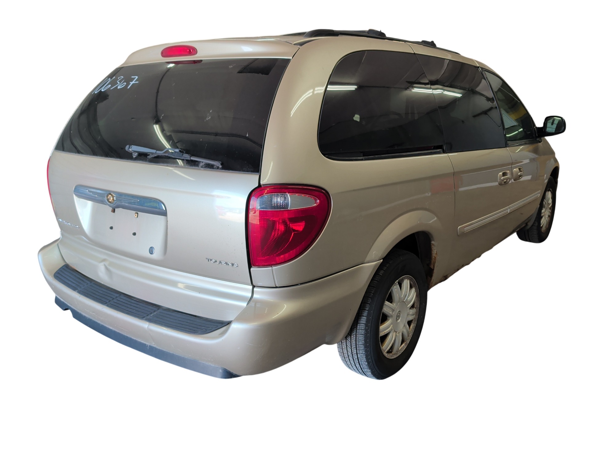 2006 chrysler town-and-country with 141109 miles for sale near elk-river, minnesota 106367_05_pass_rear_corner.jpg