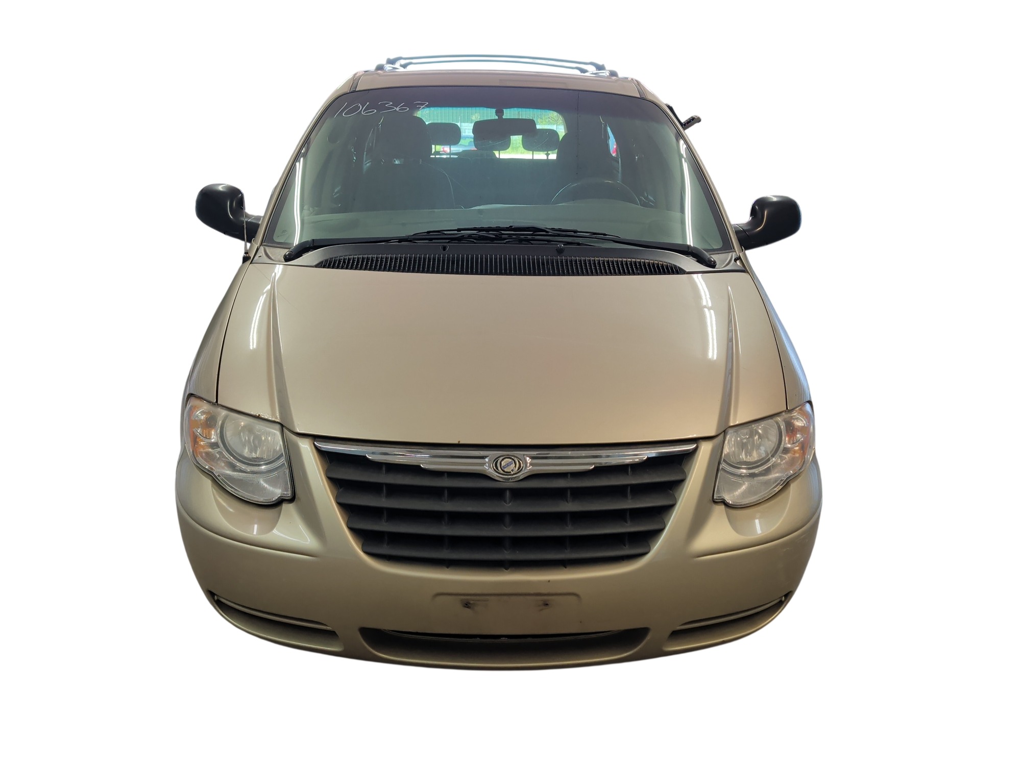 2006 chrysler town-and-country with 141109 miles for sale near elk-river, minnesota 106367_08_front_end.jpg