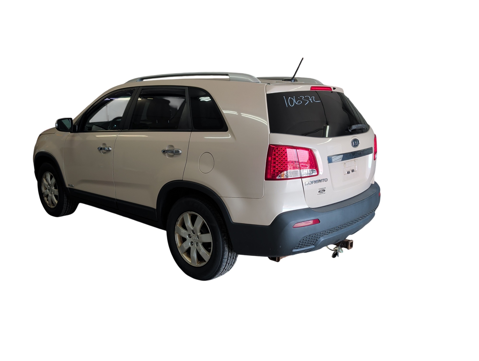 2011 kia sorento lx-4wd with 201883 miles for sale near elk-river, minnesota 106372_03_rear_driver_corner.jpg