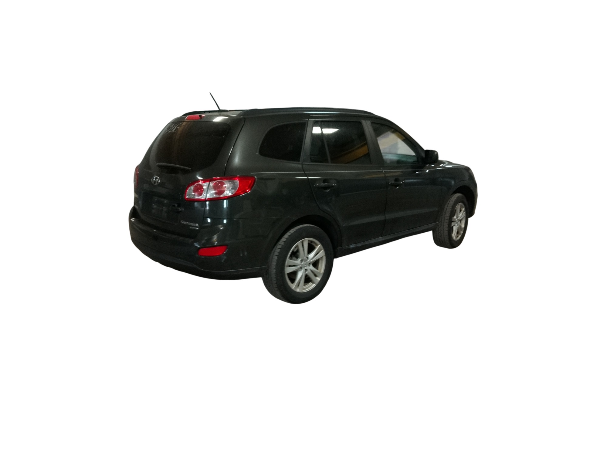 2010 hyundai santa-fe gls-2.4-awd with 186237 miles for sale near elk-river, minnesota 106386_05_pass_rear_corner.jpg