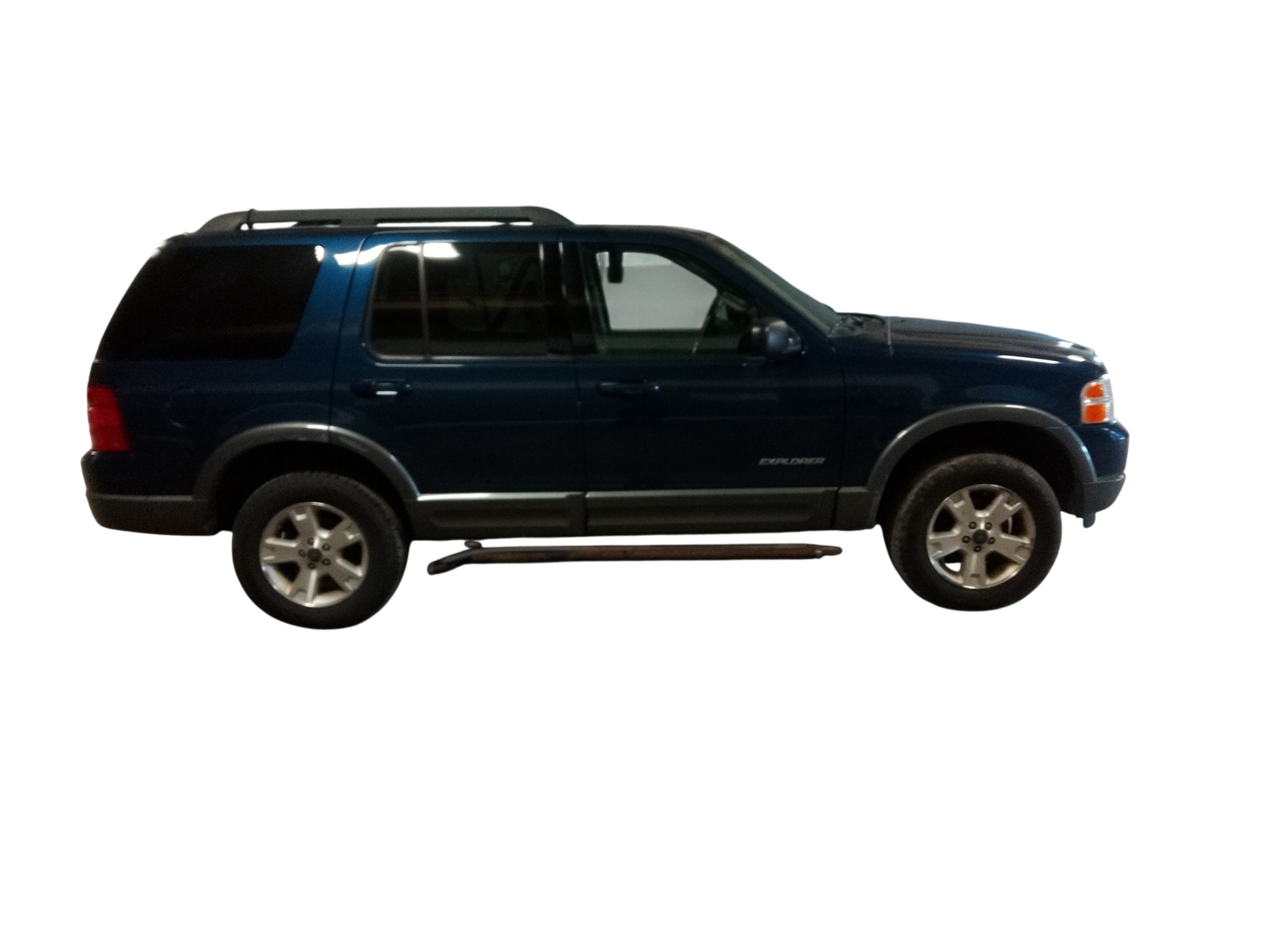 2005 ford explorer xlt-4.6l-4wd with 245386 miles for sale near elk-river, minnesota 106390_06_pass_side.jpg