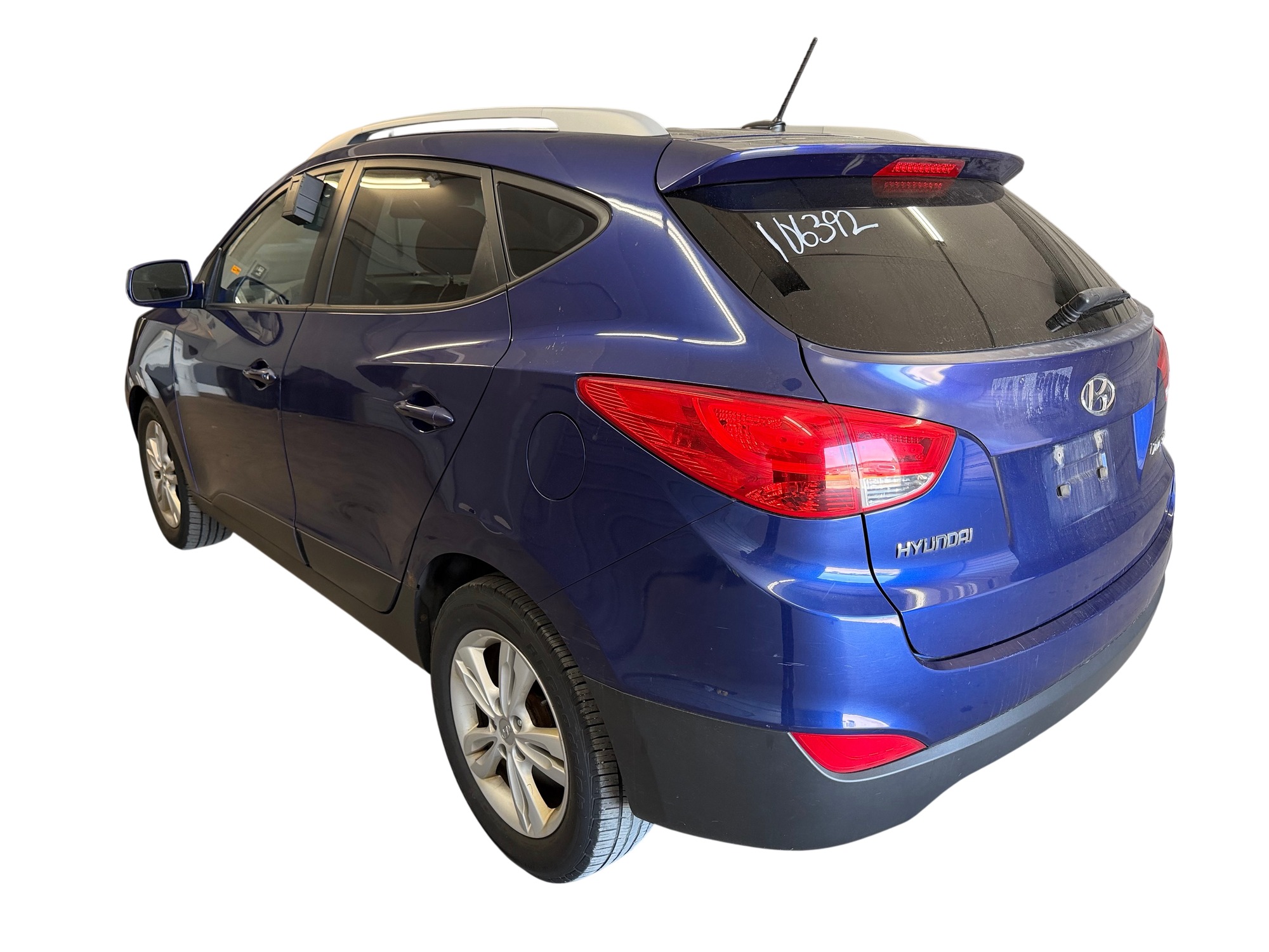 2010 hyundai tucson limited-2wd with 229317 miles for sale near elk-river, minnesota 106392_03_rear_driver_corner.jpg