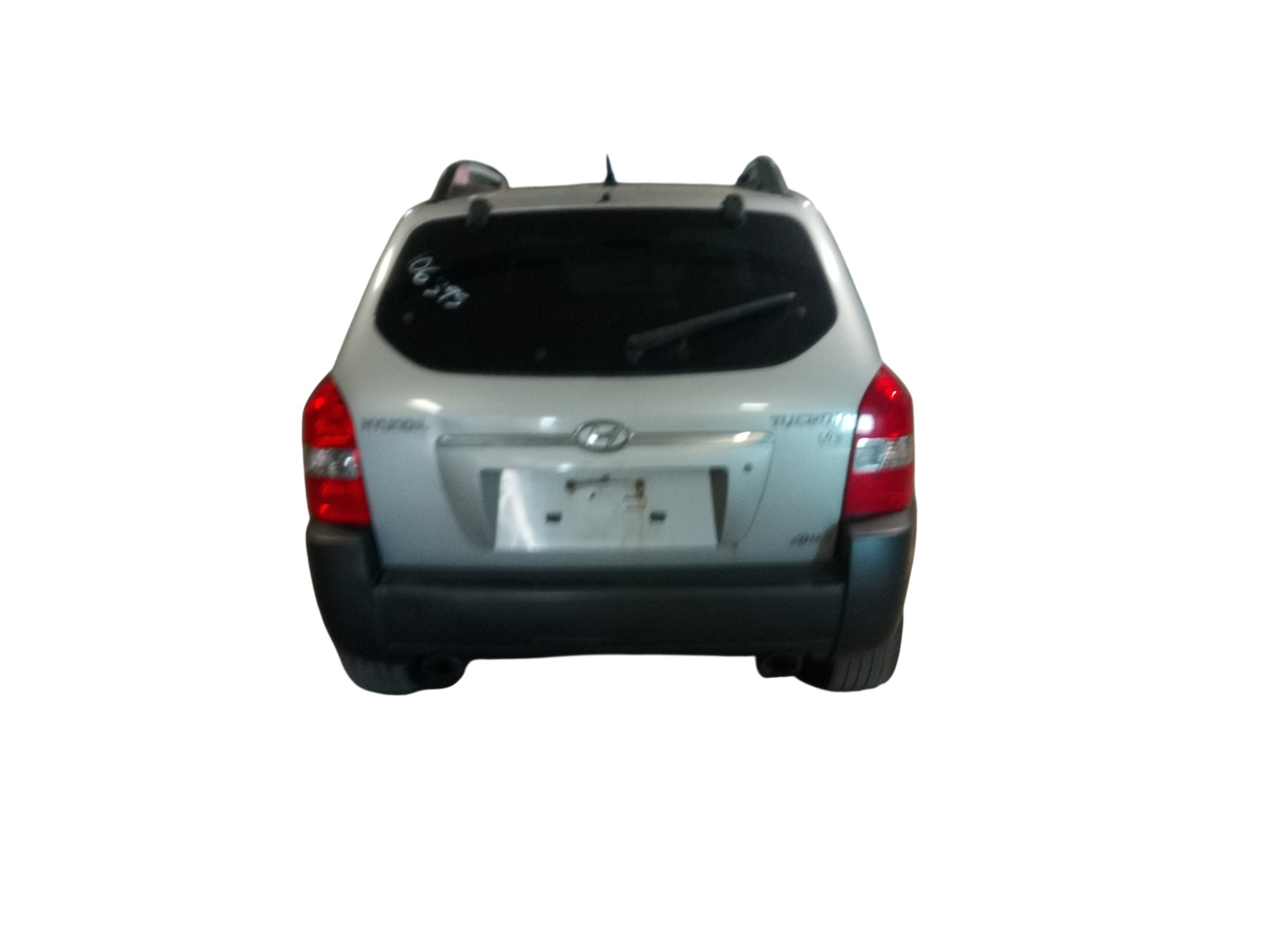 2005 hyundai tucson gls-2.7-4wd with 199158 miles for sale near elk-river, minnesota 106395_04_rear_end.jpg