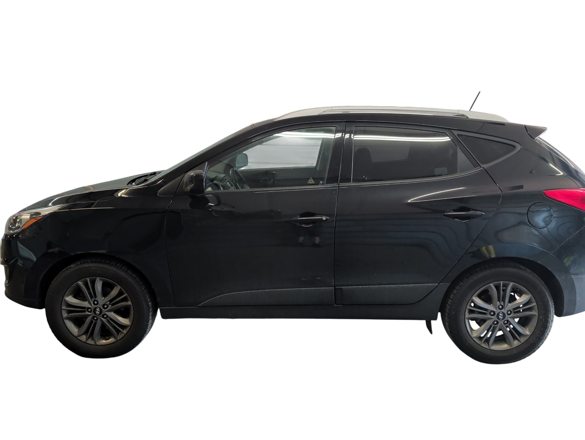 2014 hyundai tucson gls-awd with 194581 miles for sale near elk-river, minnesota 106405_02_driver_side.jpg