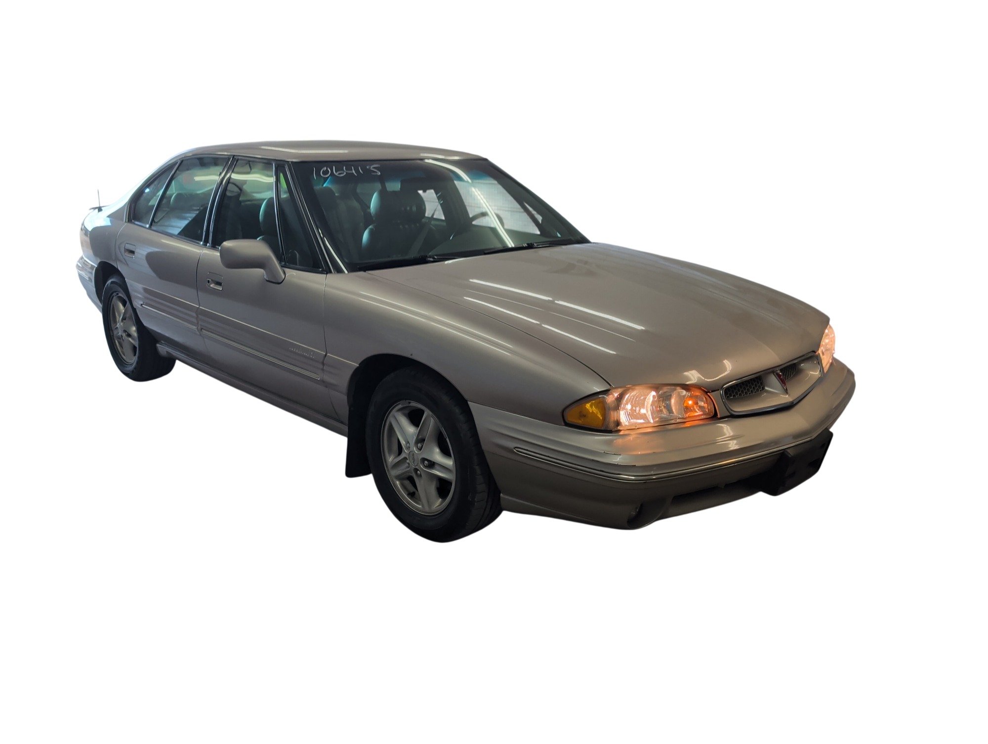 1997 pontiac bonneville se with 97947 miles for sale near elk-river, minnesota 106415_07_pass_front_corner.jpg