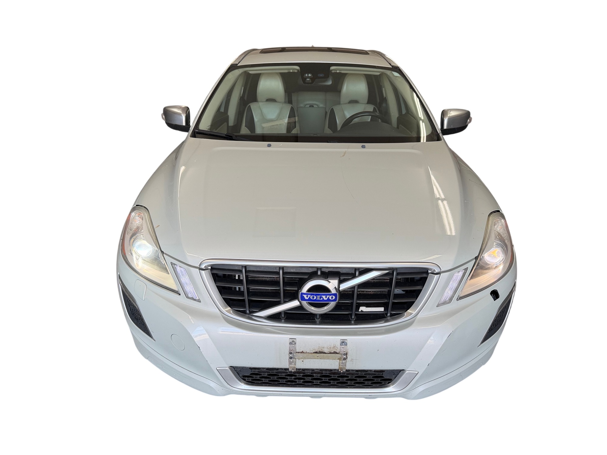 2011 volvo xc60 t6-awd with 136665 miles for sale near elk-river, minnesota 106432_08_front_end.jpg
