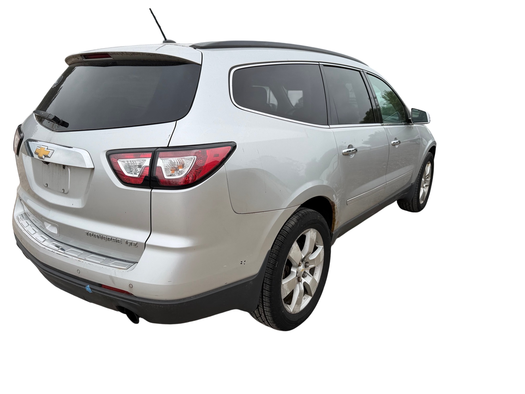 2014 chevrolet traverse ltz-awd with 293494 miles for sale near elk-river, minnesota 106460_05_pass_rear_corner.jpg