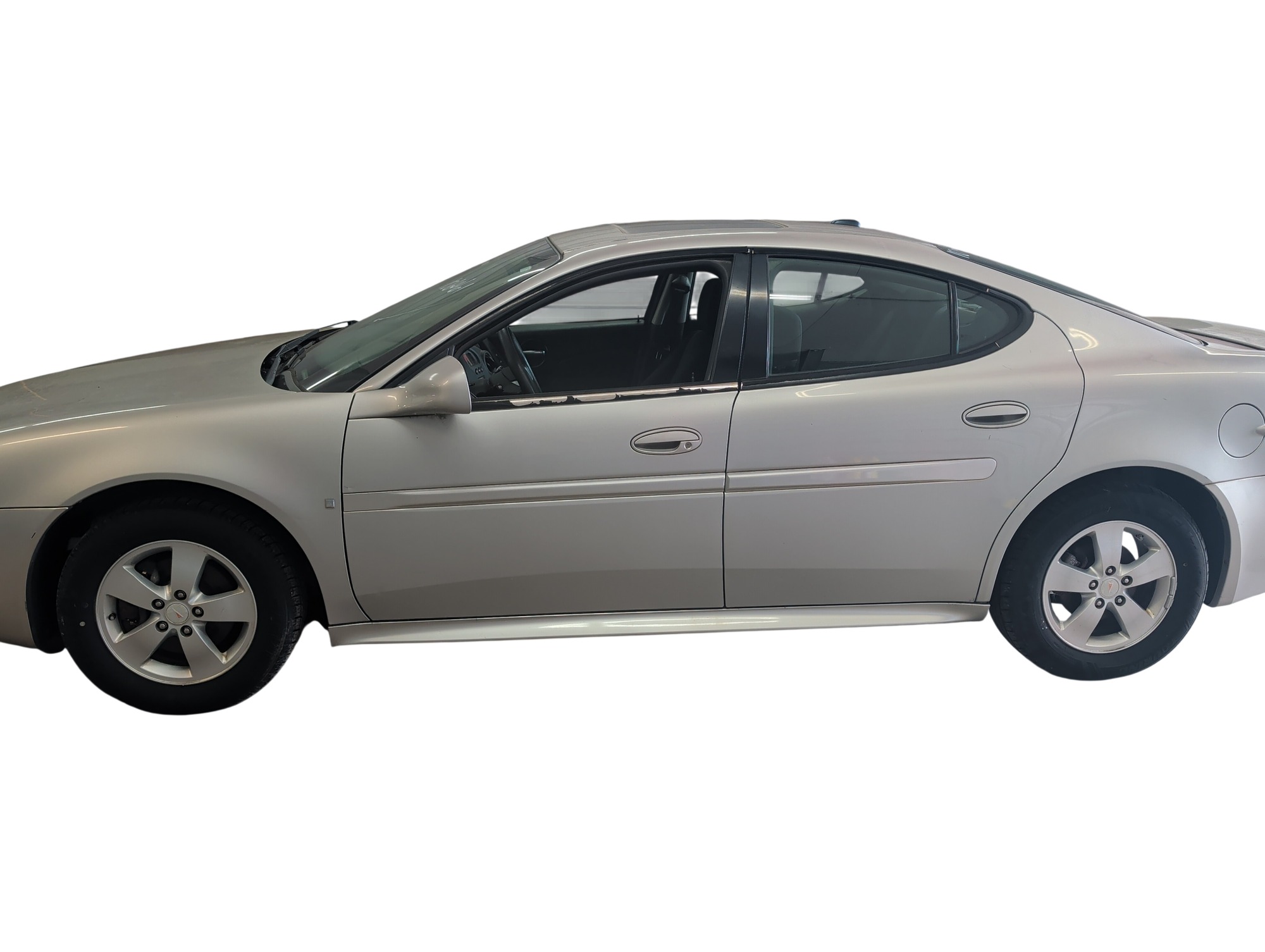2007 pontiac grand-prix sedan with 184147 miles for sale near elk-river, minnesota 106461_02_driver_side.jpg
