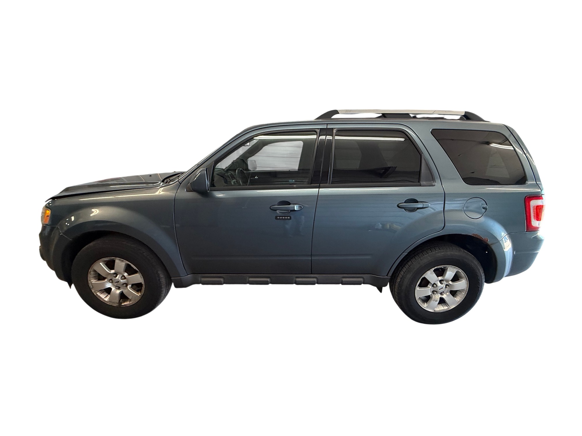2011 ford escape limited-4wd with 142385 miles for sale near elk-river, minnesota 106472_02_driver_side.jpg
