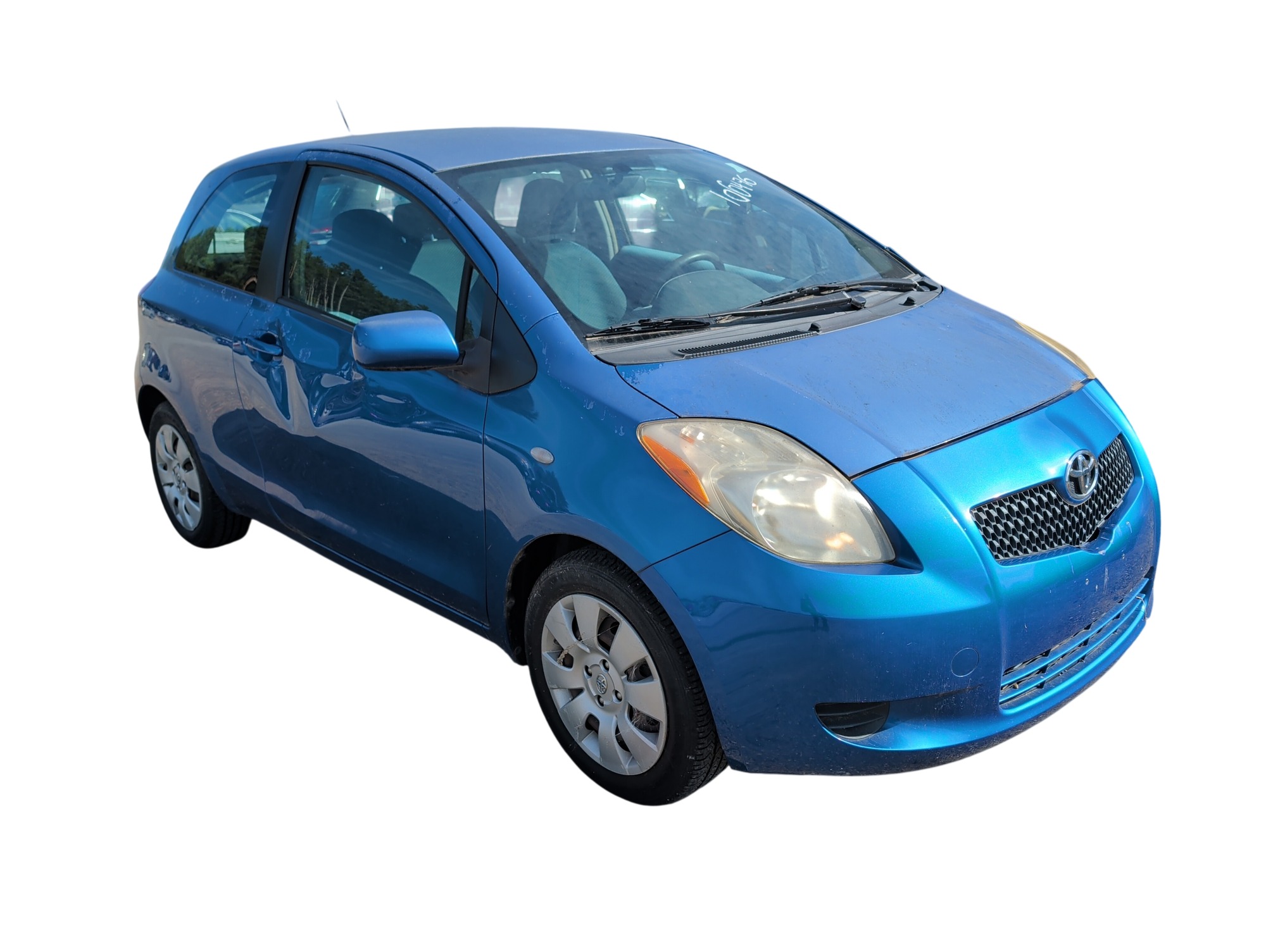 2008 toyota yaris liftback with 125476 miles for sale near elk-river, minnesota 106476_07_pass_front_corner.jpg