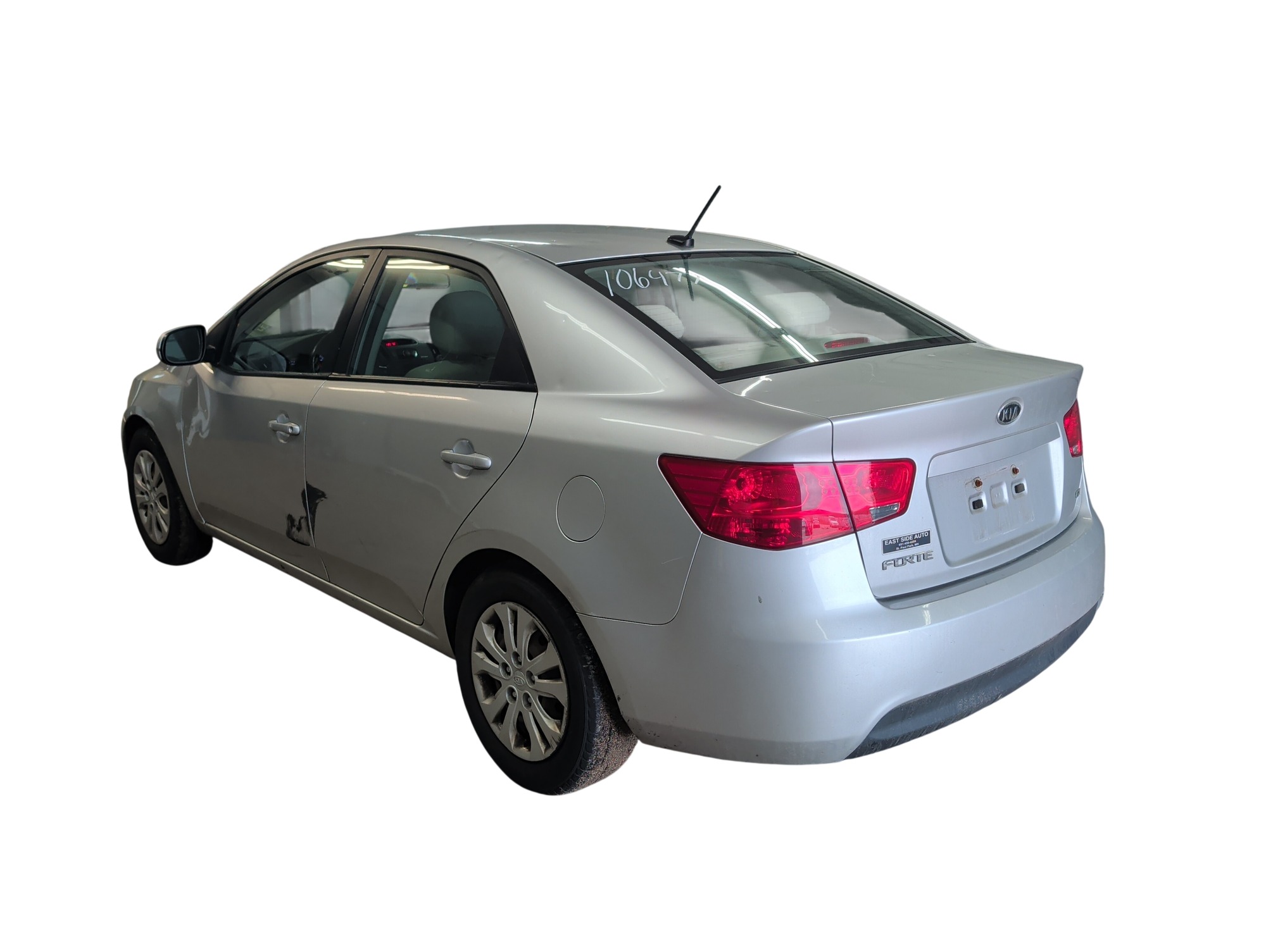 2011 kia forte ex with 132365 miles for sale near elk-river, minnesota 106477_03_rear_driver_corner.jpg