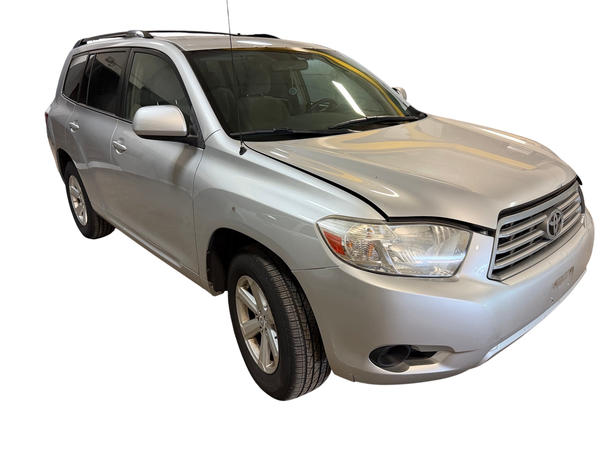 2008 toyota highlander base-4wd with 249077 miles for sale near elk-river, minnesota 106479_07_pass_front_corner.jpg