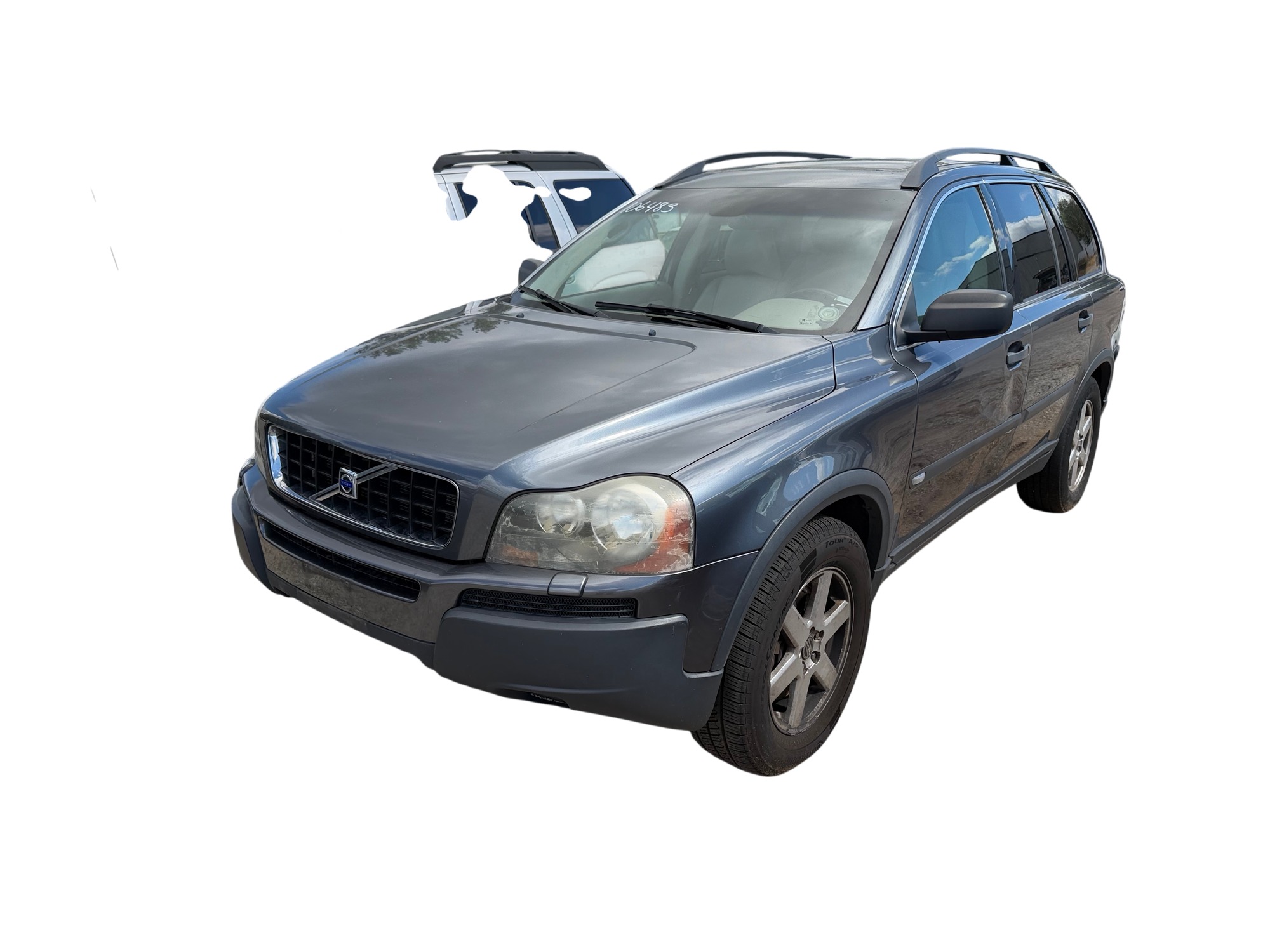 2006 volvo xc90 2.5t for sale near elk-river, minnesota 106483_01_driver_front_corner.jpg