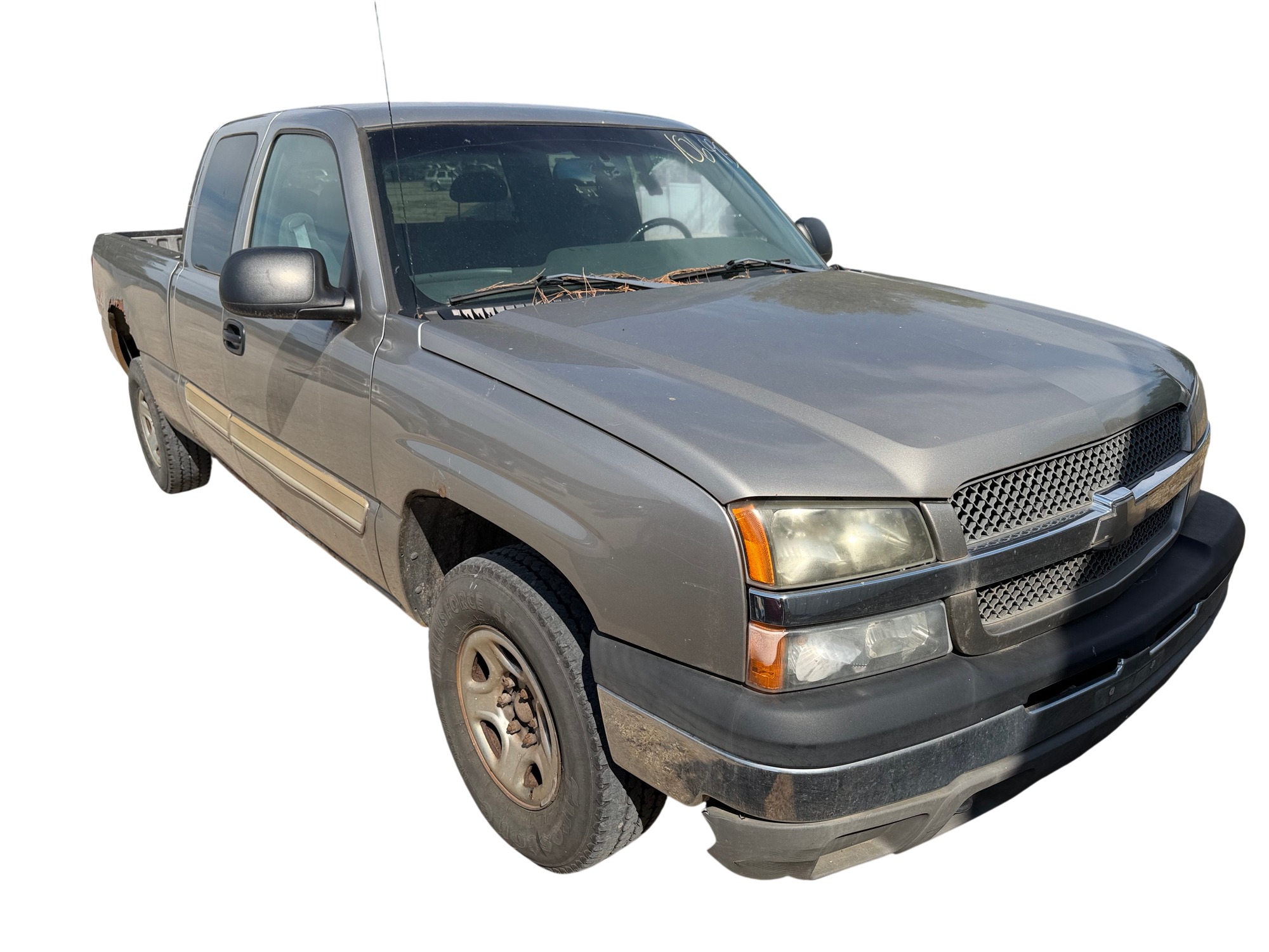 2003 chevrolet silverado-1500 ext.-cab-short-bed-4wd with 150423 miles for sale near elk-river, minnesota 106493_07_pass_front_corner.jpg