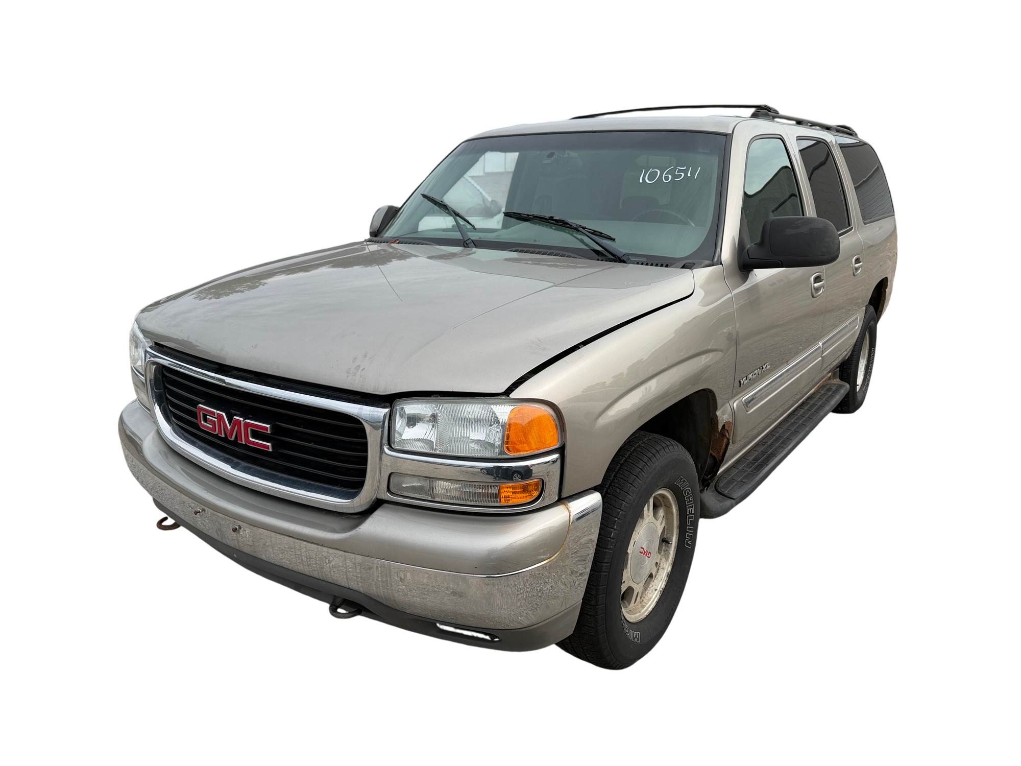 2002 gmc yukon-xl 1500-4wd with 148627 miles for sale near elk-river, minnesota 106511_01_driver_front_corner.jpg