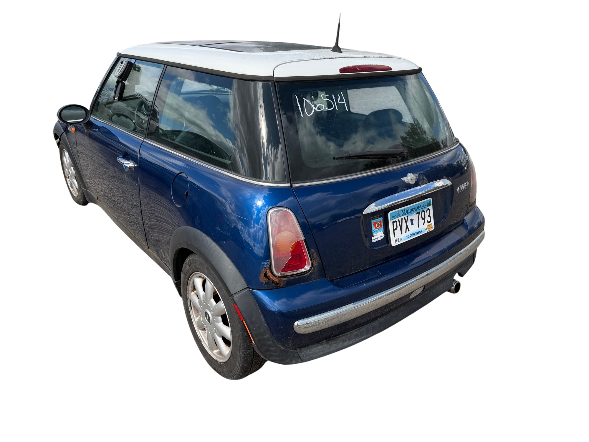 2004 mini cooper base with 208851 miles for sale near elk-river, minnesota 106514_03_rear_driver_corner.jpg
