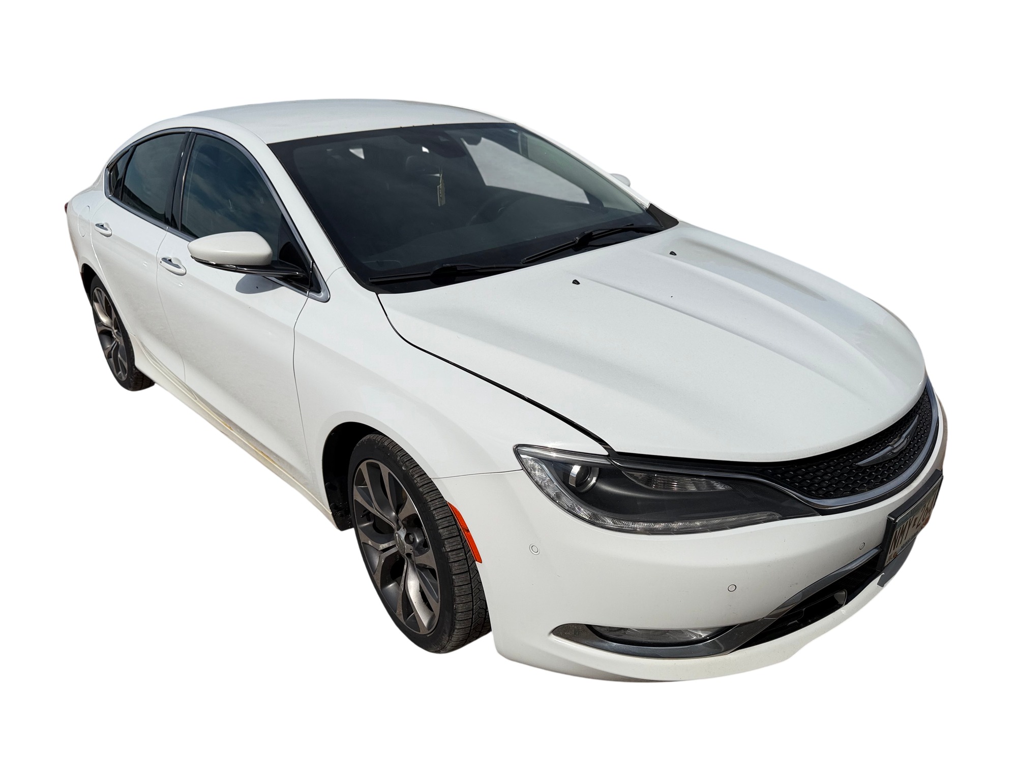2015 chrysler 200 with 168904 miles for sale near elk-river, minnesota 106518_07_pass_front_corner.jpg