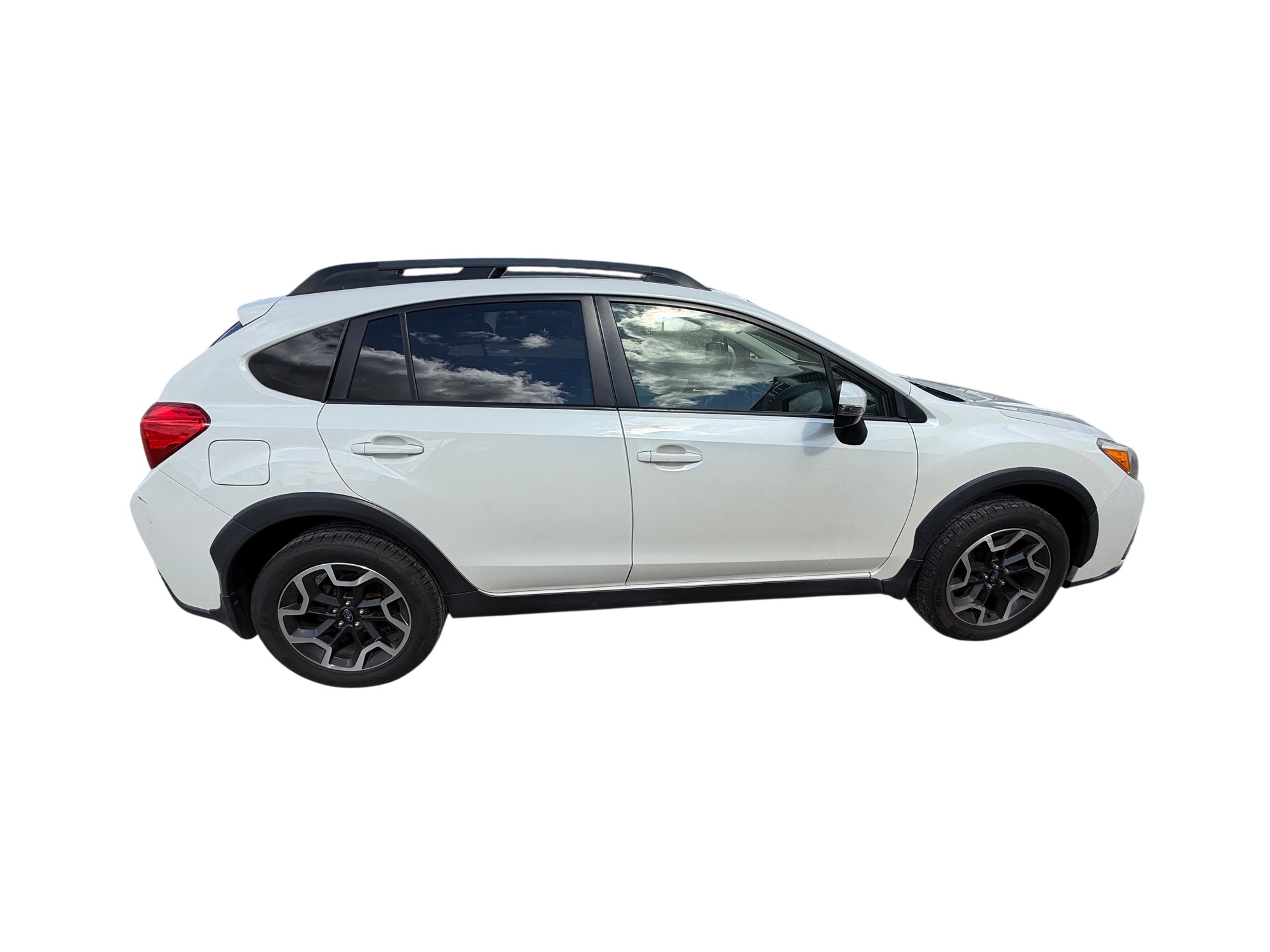 2016 subaru crosstrek 2.0i-limited-pzev-cvt with 119812 miles for sale near elk-river, minnesota 106535_06_pass_side.jpg