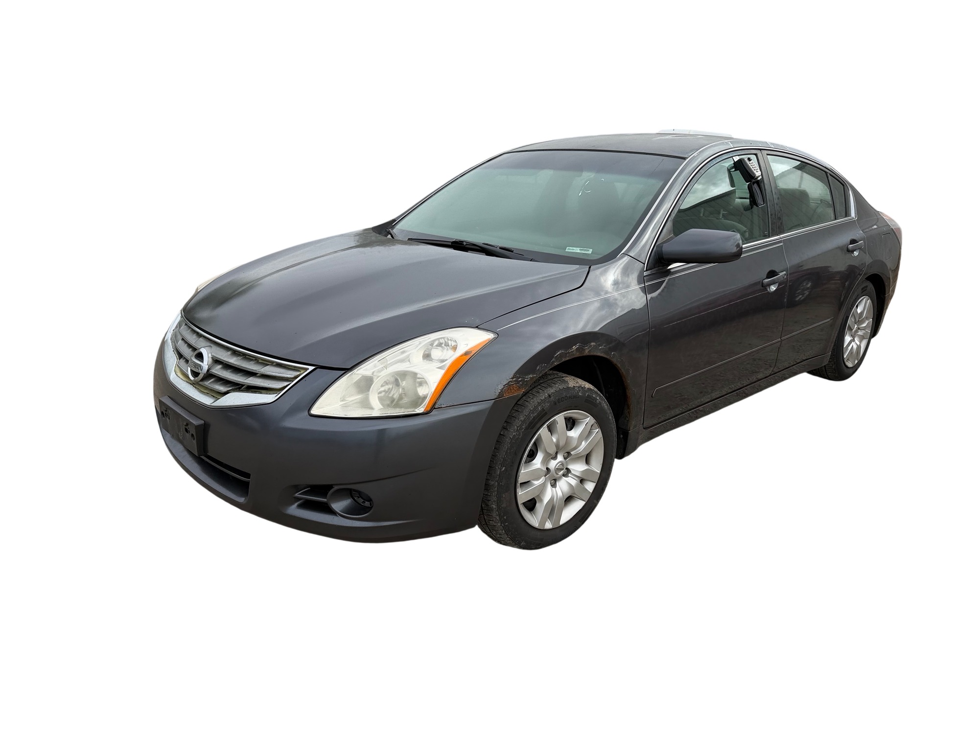 2010 nissan altima 2.5-s with 231356 miles for sale near elk-river, minnesota 106560_01_driver_front_corner.jpg
