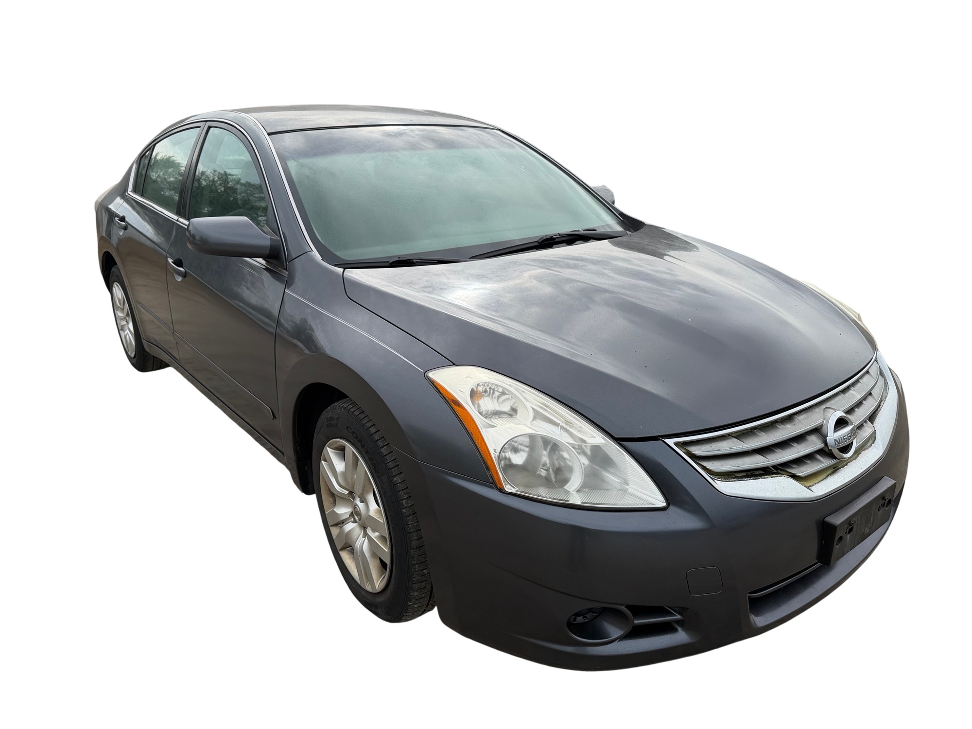 2010 nissan altima 2.5-s with 231356 miles for sale near elk-river, minnesota 106560_07_pass_front_corner.jpg