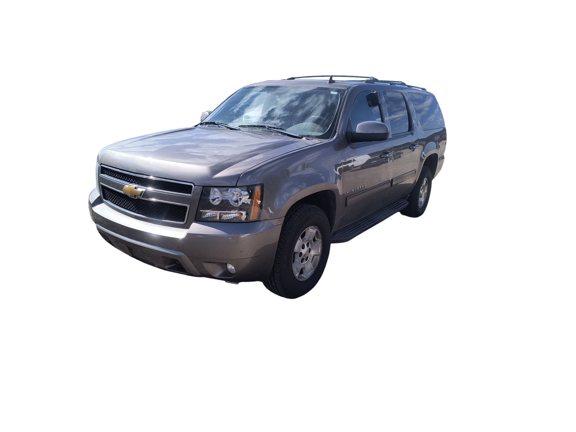 2013 chevrolet suburban ltz-1500-4wd with 215158 miles for sale near elk-river, minnesota 106563_01_driver_front_corner.jpg