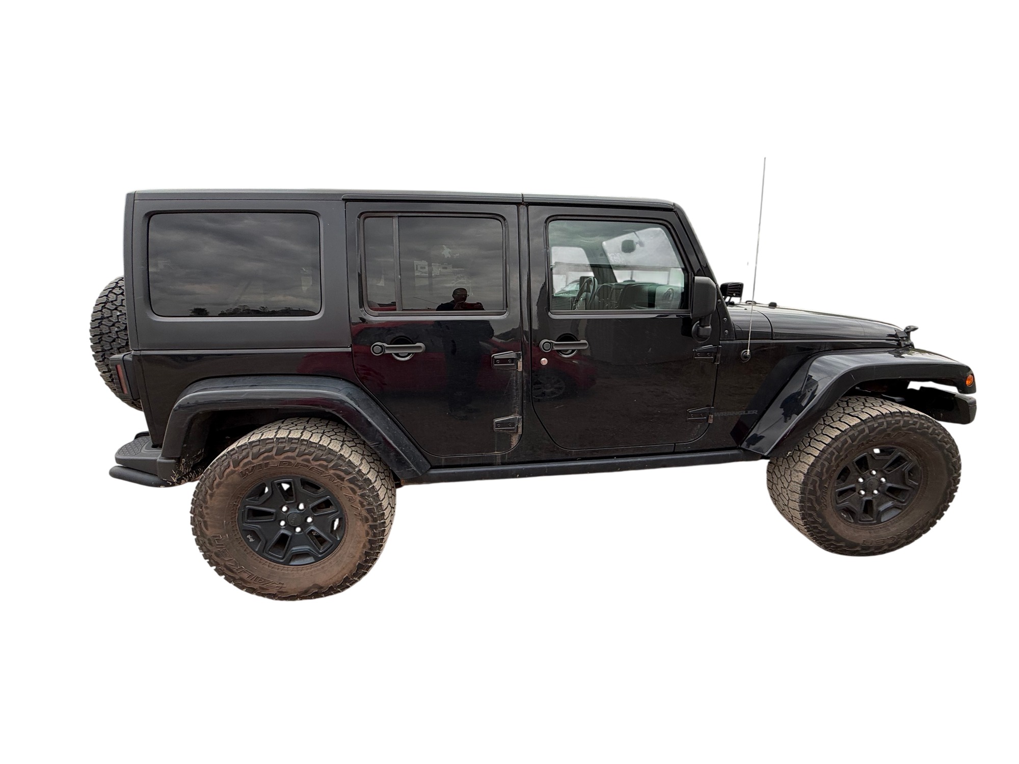 2016 jeep wrangler unlimited-sahara-4wd with 91724 miles for sale near Elk River, Minnesota 106578_06_pass_side.jpg