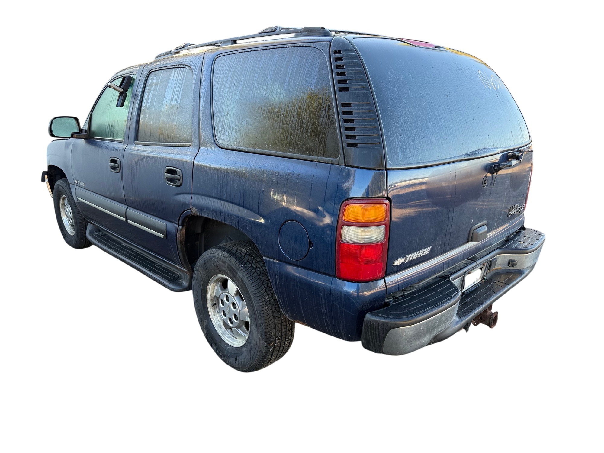 2003 chevrolet tahoe 4wd with 168168 miles for sale near Elk River, Minnesota 106589_03_rear_driver_corner.jpg