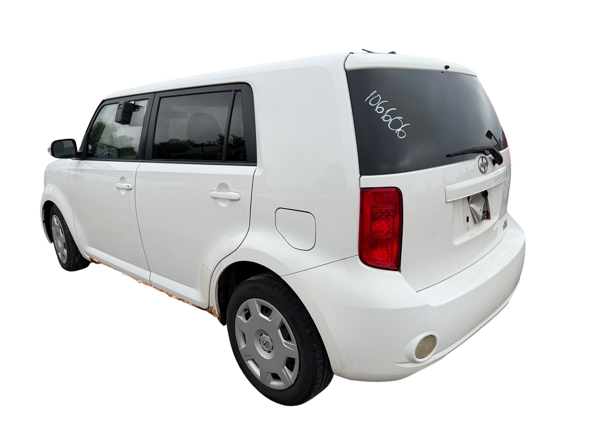2010 scion xb 5-door-wagon-5-spd-mt with 219543 miles for sale near Elk River, Minnesota 106606_03_rear_driver_corner.jpg