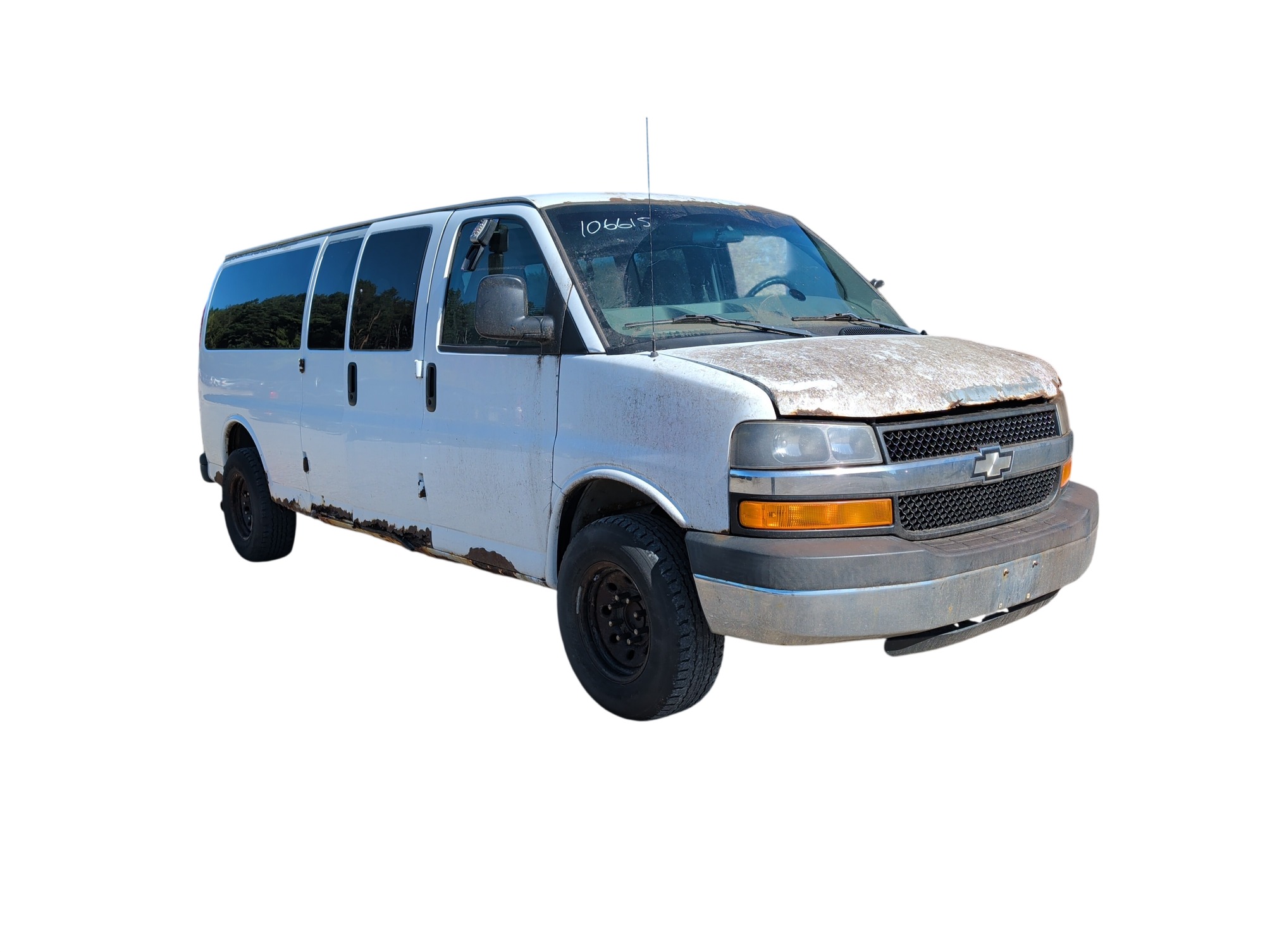 2008 chevrolet express ls-3500-extended with 167680 miles for sale near Elk River, Minnesota 106615_07_pass_front_corner.jpg