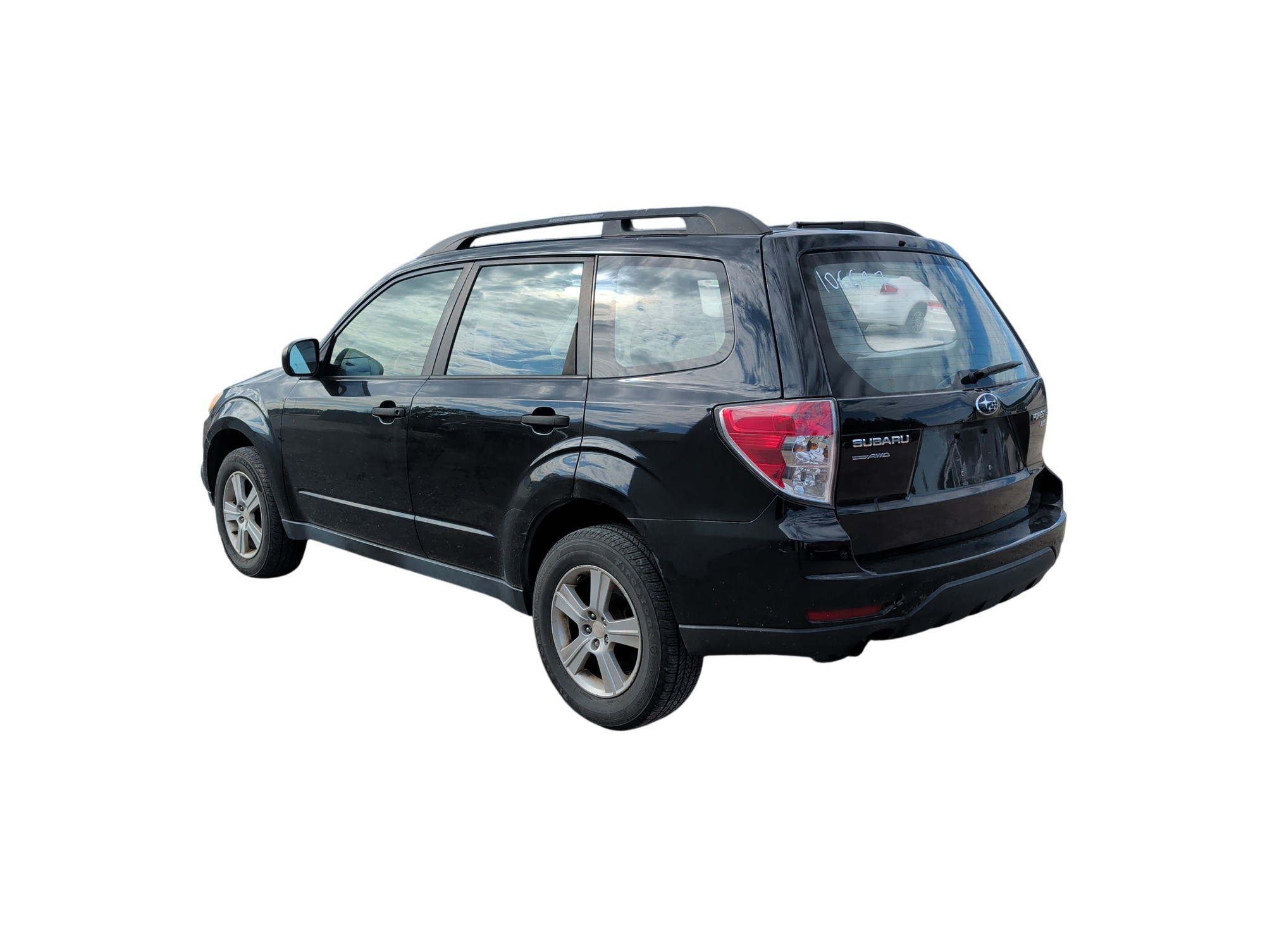 2011 subaru forester 2.5x-touring with 158569 miles for sale near Elk River, Minnesota 106647_03_rear_driver_corner.jpg