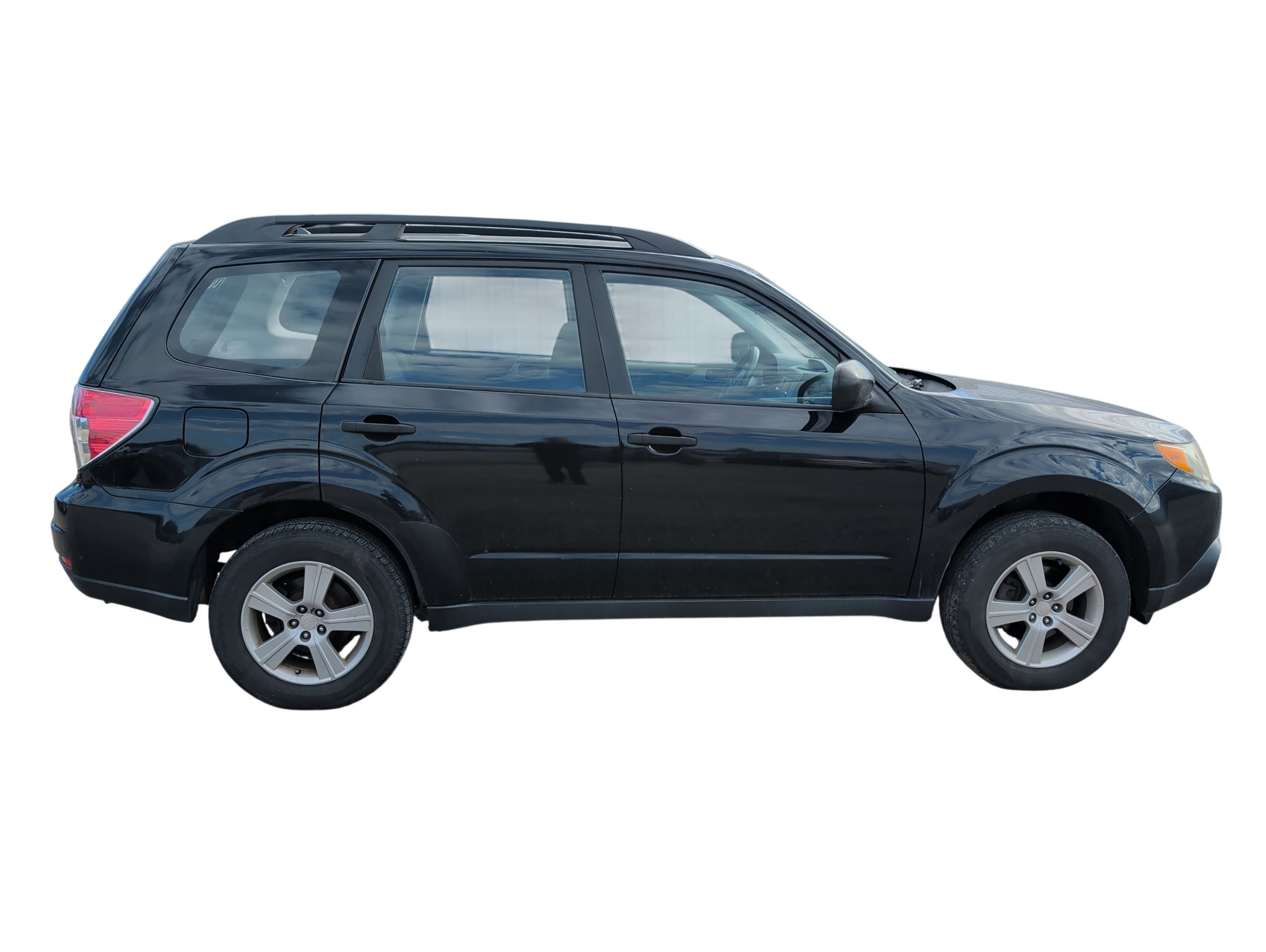 2011 subaru forester 2.5x-touring with 158569 miles for sale near Elk River, Minnesota 106647_06_pass_side.jpg