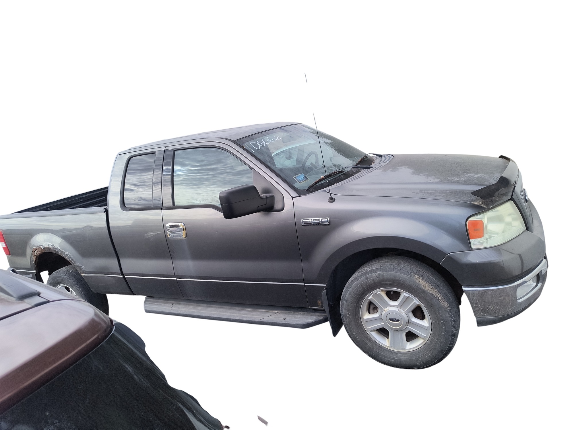 2004 ford f-150 xl-supercab-4wd with 217438 miles for sale near Elk River, Minnesota 106666_06_pass_side.jpg