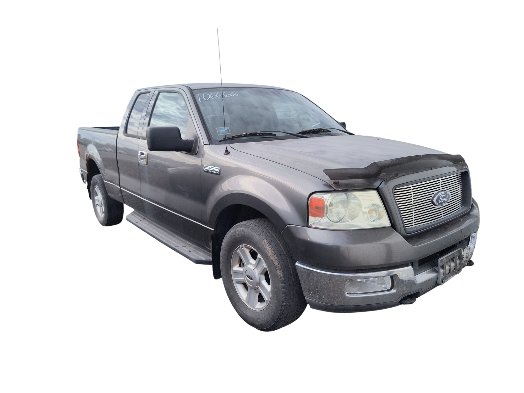 2004 ford f-150 xl-supercab-4wd with 217438 miles for sale near Elk River, Minnesota 106666_07_pass_front_corner.jpg