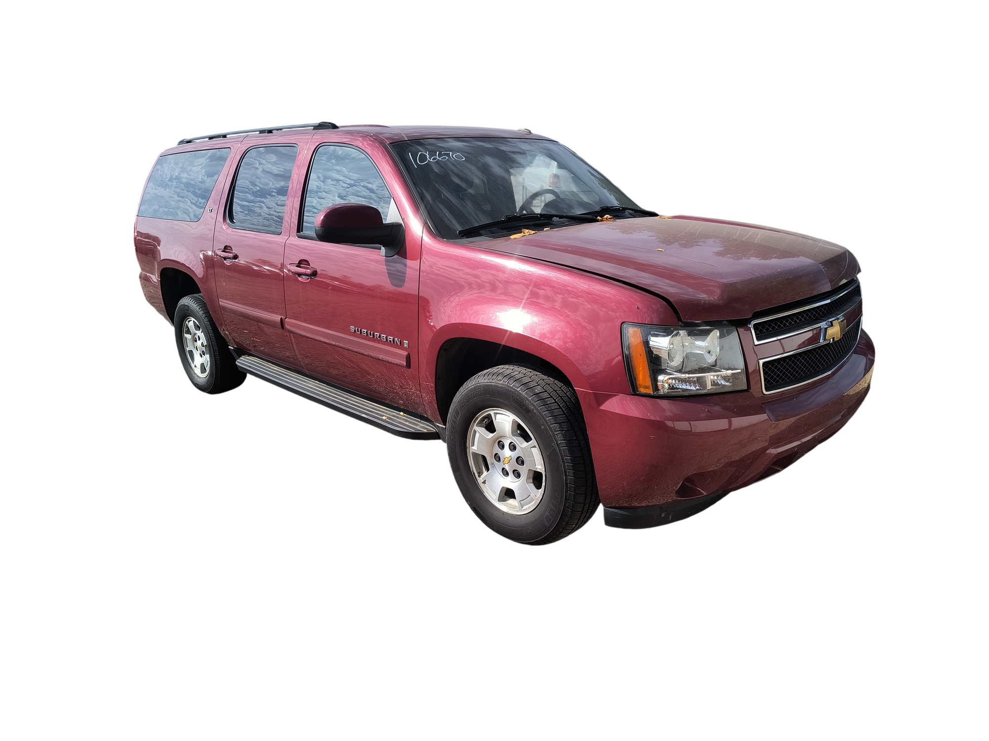2007 chevrolet suburban lt1-1500-4wd with 240849 miles for sale near Elk River, Minnesota 106670_07_pass_front_corner.jpg